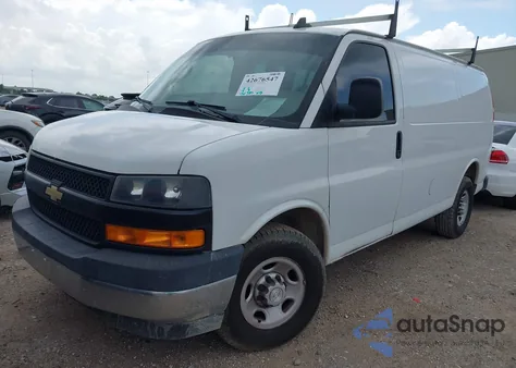 2019 Chevrolet Express G2500 из США, поврежденный, VIN 1GCWGAFP3K1280381